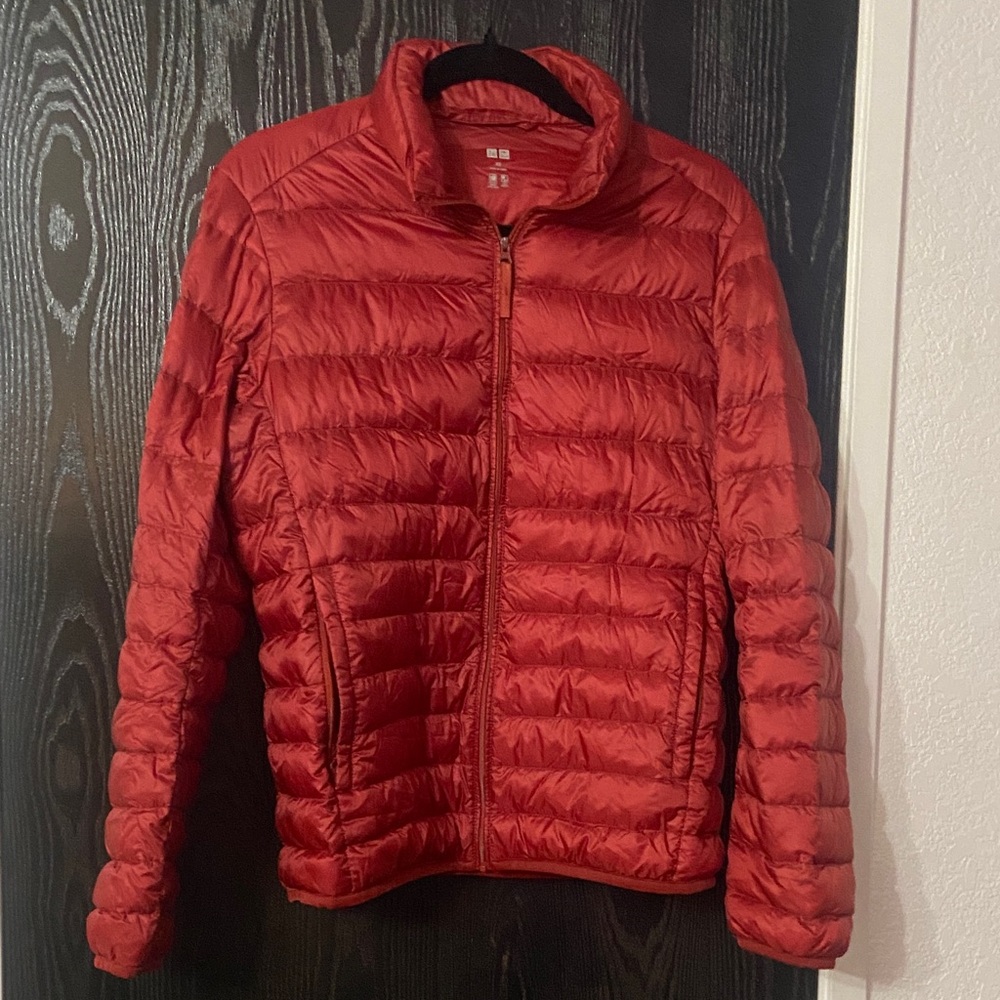 Uniqlo Men’s Ultralight Red Down Puffer Jacket Size XS